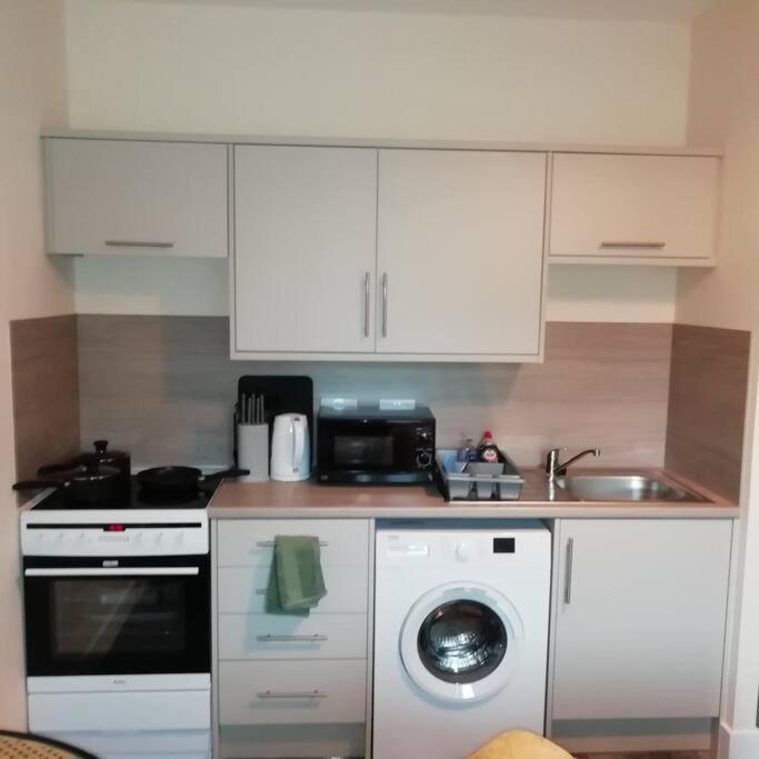 Carvetii - Norman House - 2Nd Floor, 1 Bedroom Flat ボーネス エクステリア 写真